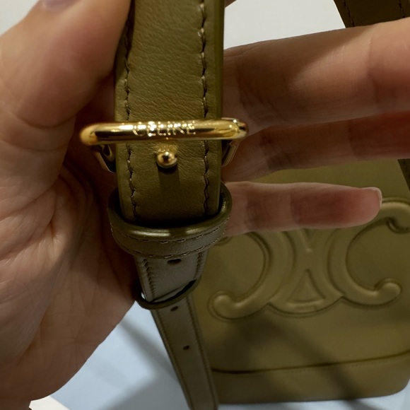 Celine Small Bucket Cuir Triomphe - Picture 7 of 13